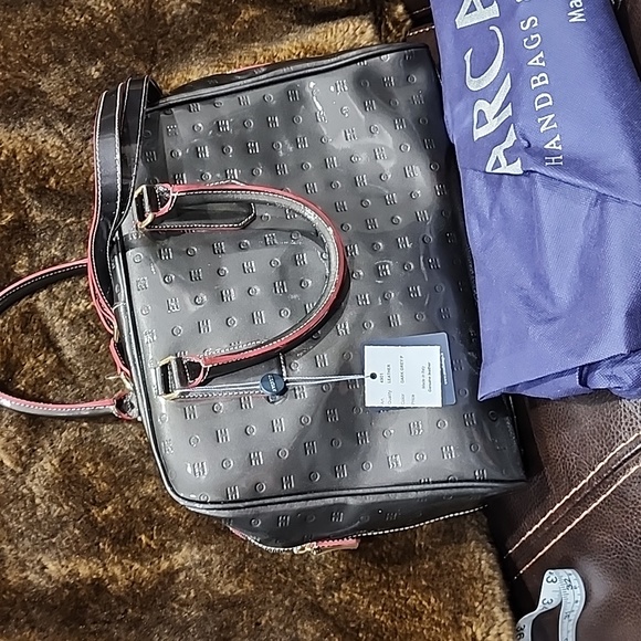 Arcadia Bags Arcadia Patent Leather Purse Poshmark